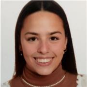 Estudiante, ejerciendo de docente en niños desde hace aproximadamente un año.